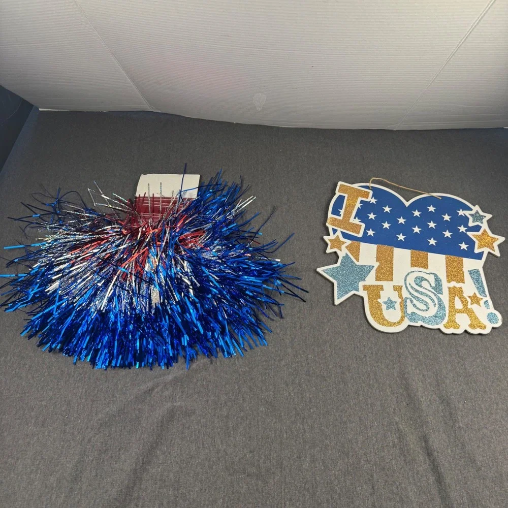 Patriotic 4th of July Decor Set I Heart USA Glitter Sign & Metallic Pom Pom
